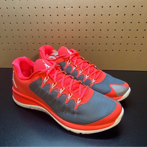 Jordan Flight Runner 2 Men’s size 12 - Picture 4 of 5